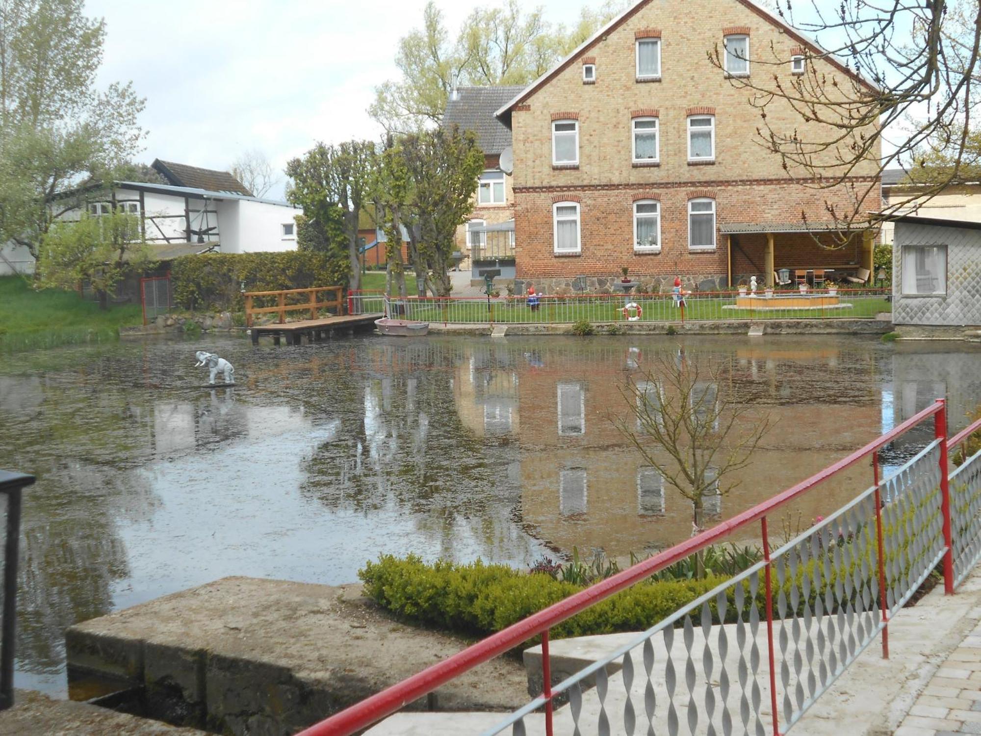 Lake View Apartment In Klein Pravtshagen With Garden Esterno foto