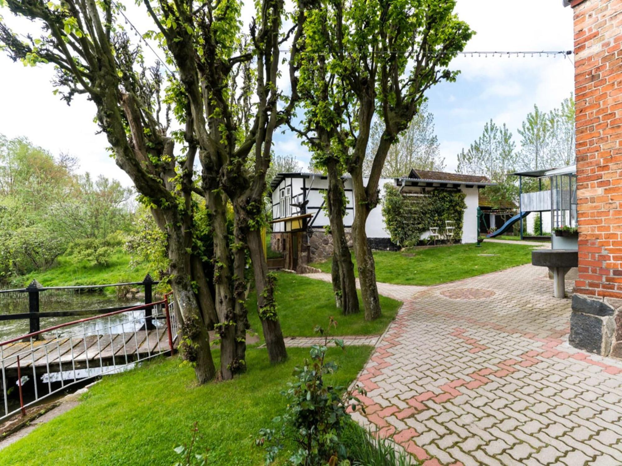 Lake View Apartment In Klein Pravtshagen With Garden Esterno foto